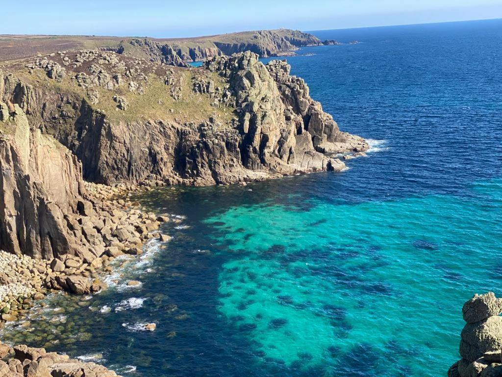 2 Bedroom Cottage Sleeps 4 With Hot-Tub, & Shared Pool Use Sennen Zewnętrze zdjęcie